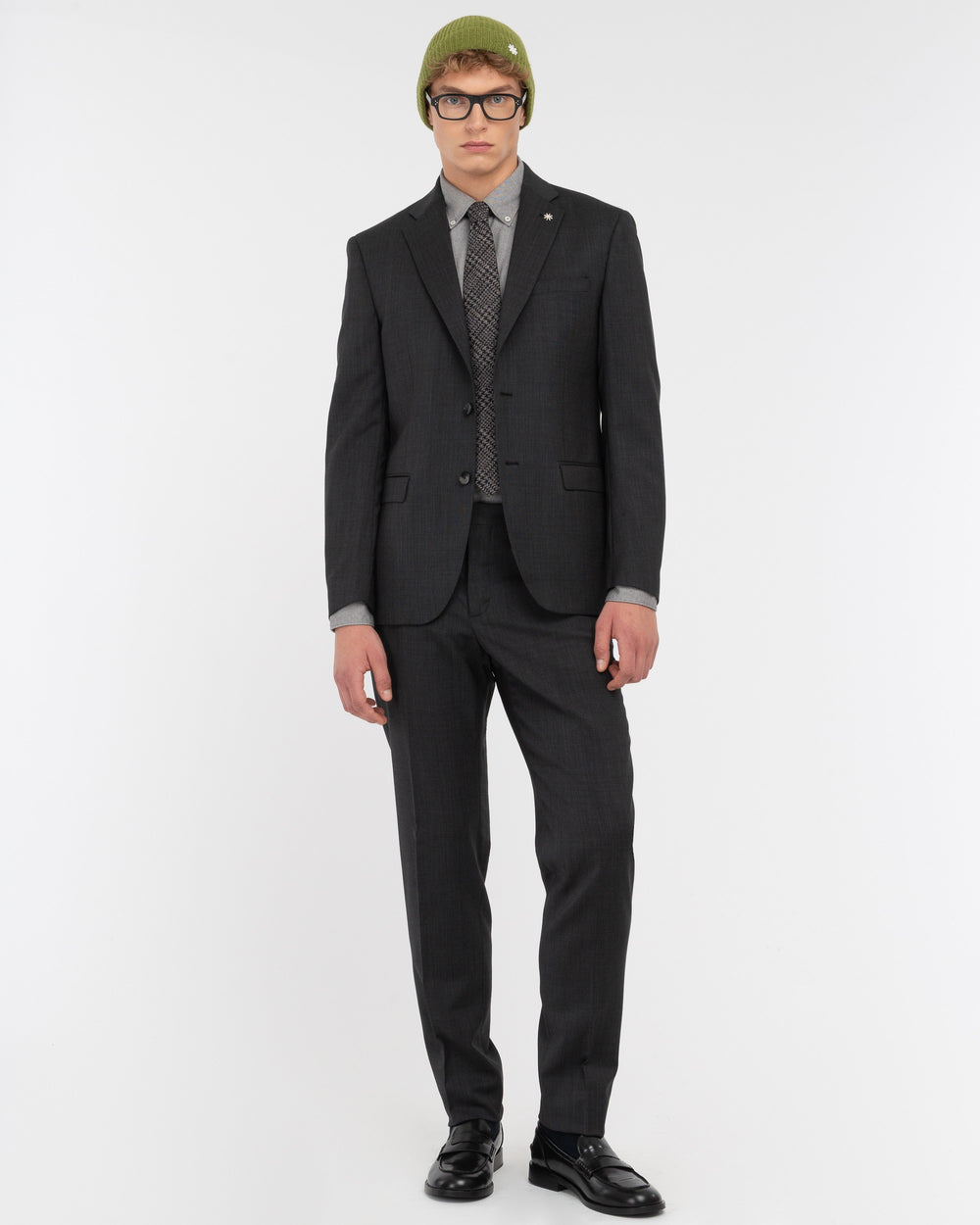 gray abito/suit