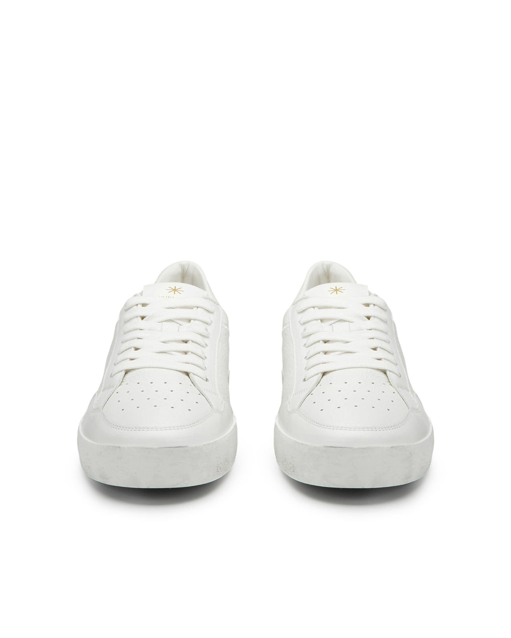 white scarpe/shoes