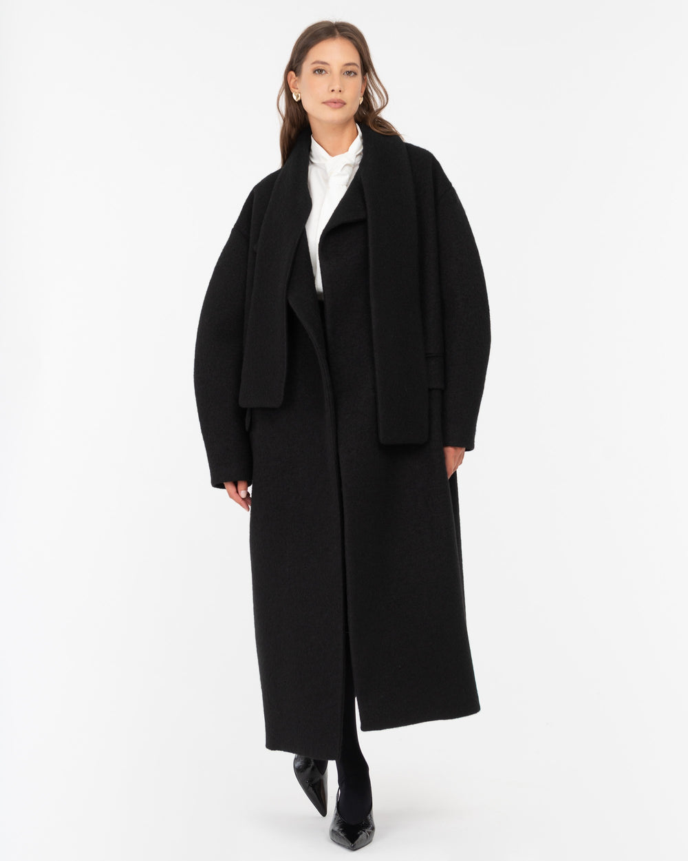 black wool-blend cloth sash coat