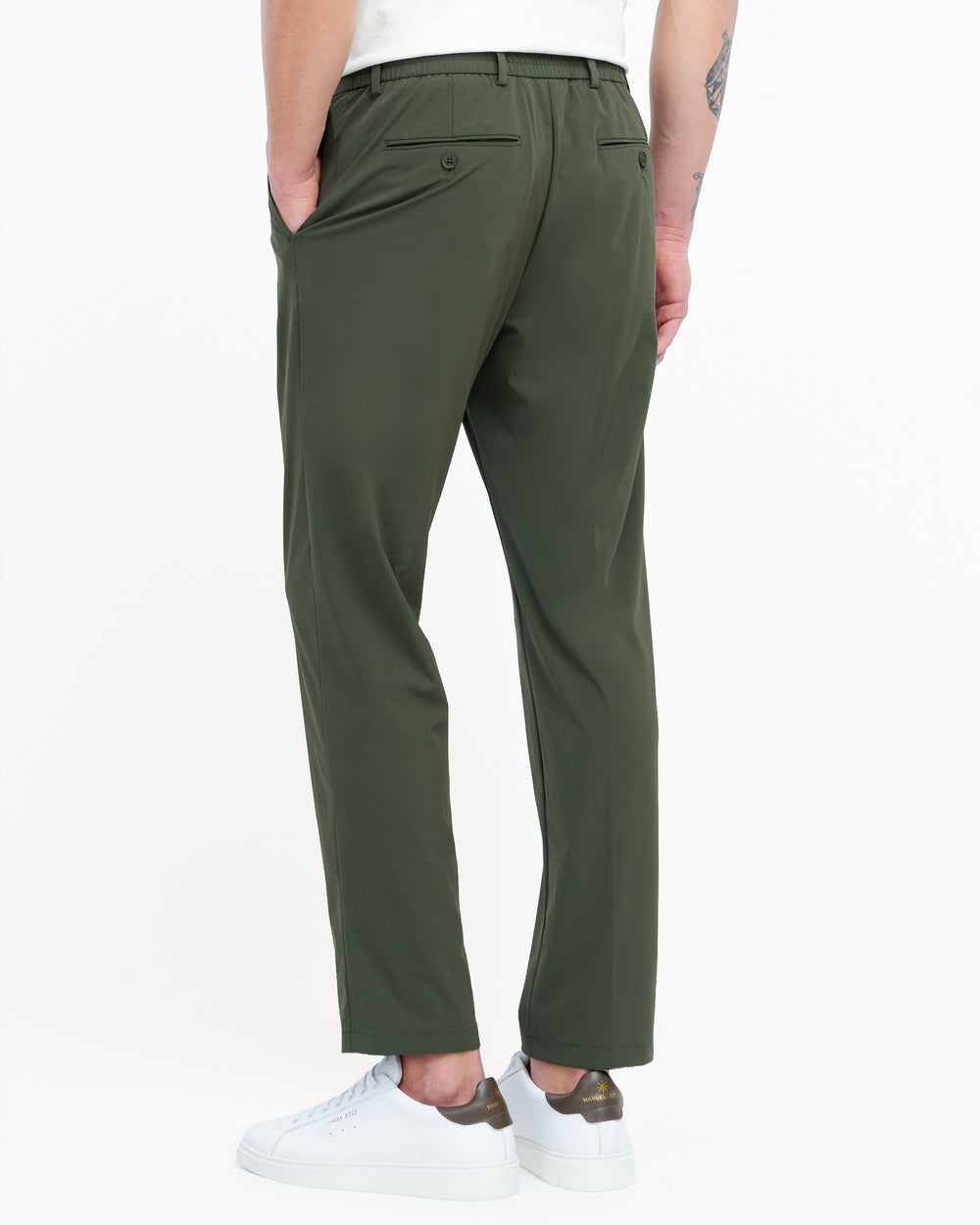 green technical stretch jogging