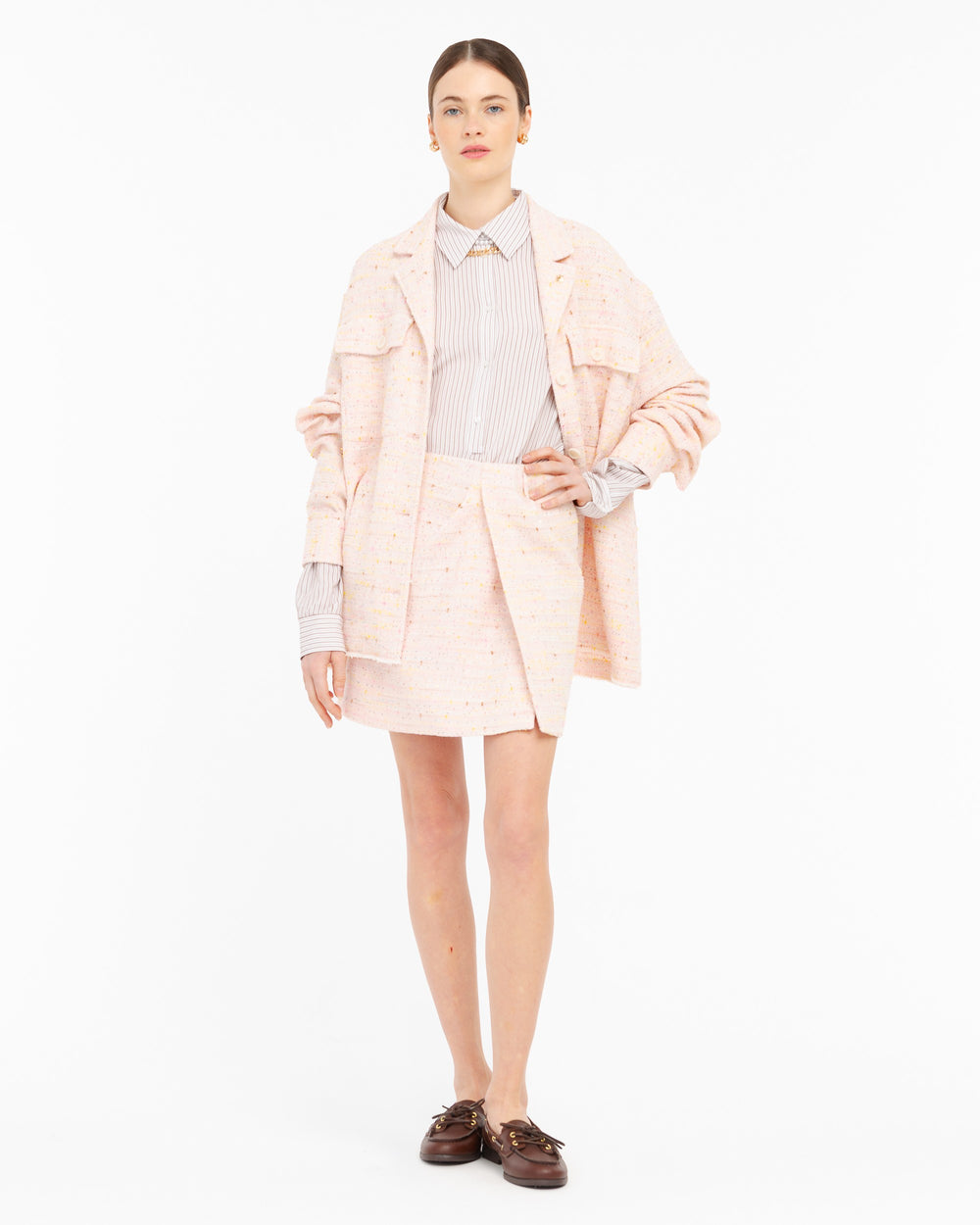 pink mini bouclé skirt with sequins