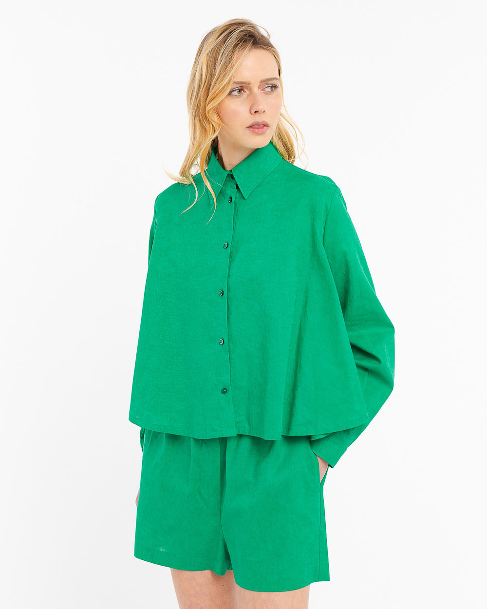 green loose fitting linen cotton shirt