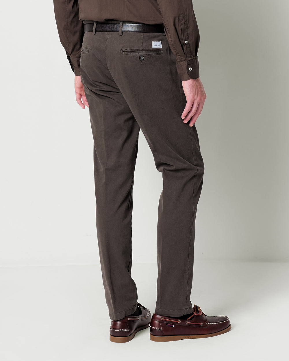stretch cotton twill trousers with pleats