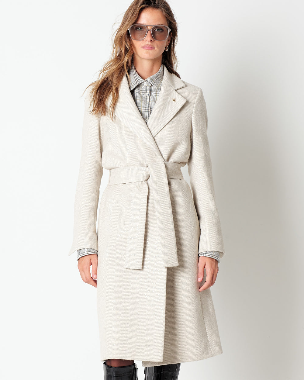 beige coat with belt chevron paillettes