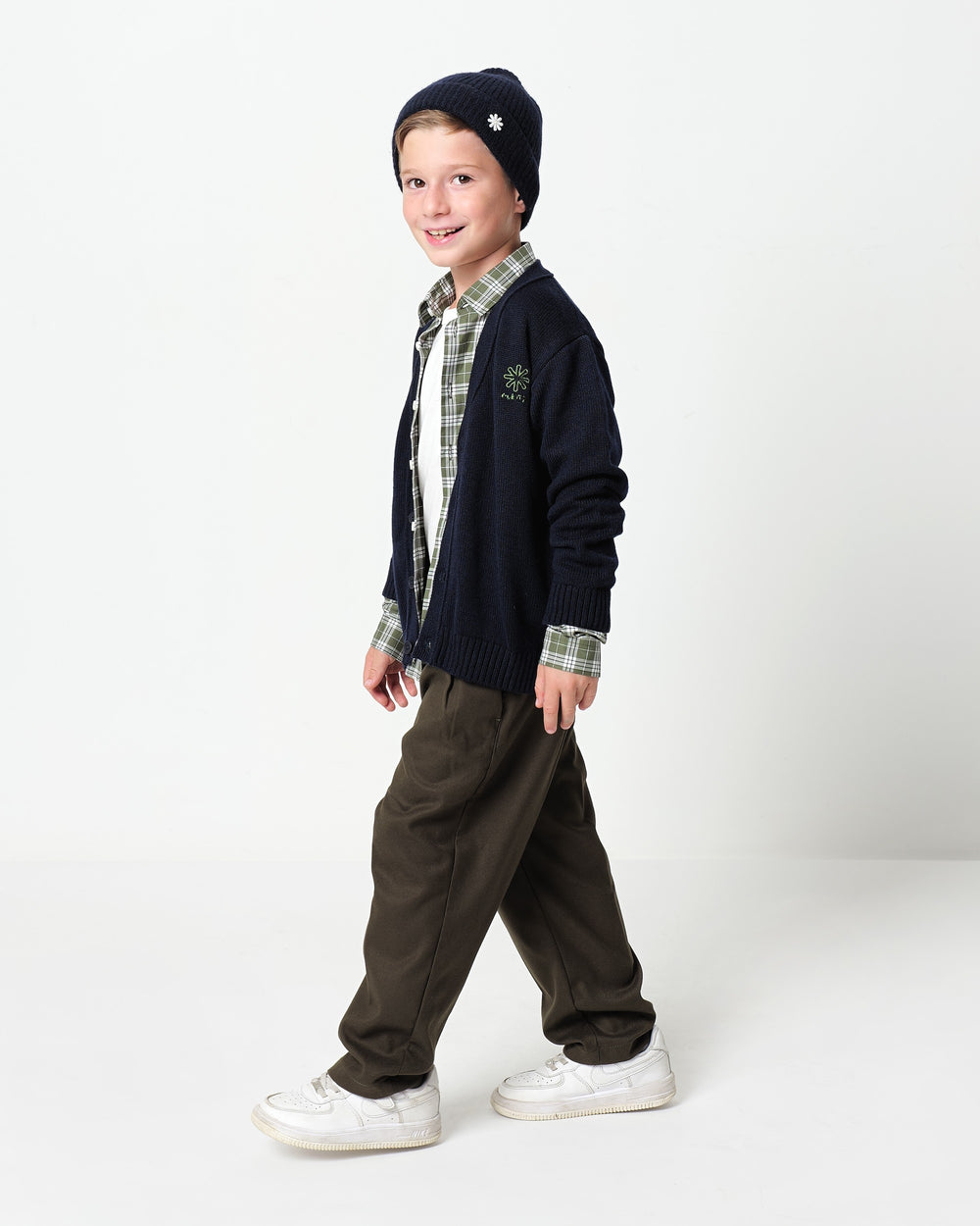 boys` knitted cardigan